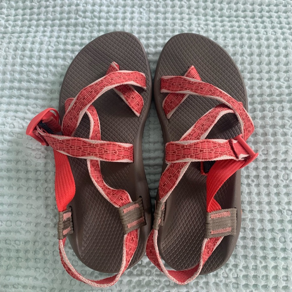 Chaco Womens Z2 Swell Peach Athletic Sandals